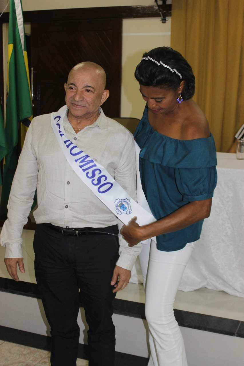 Diretores eleitos da Rede de Ensino tomam posse na Câmara de Vereadores